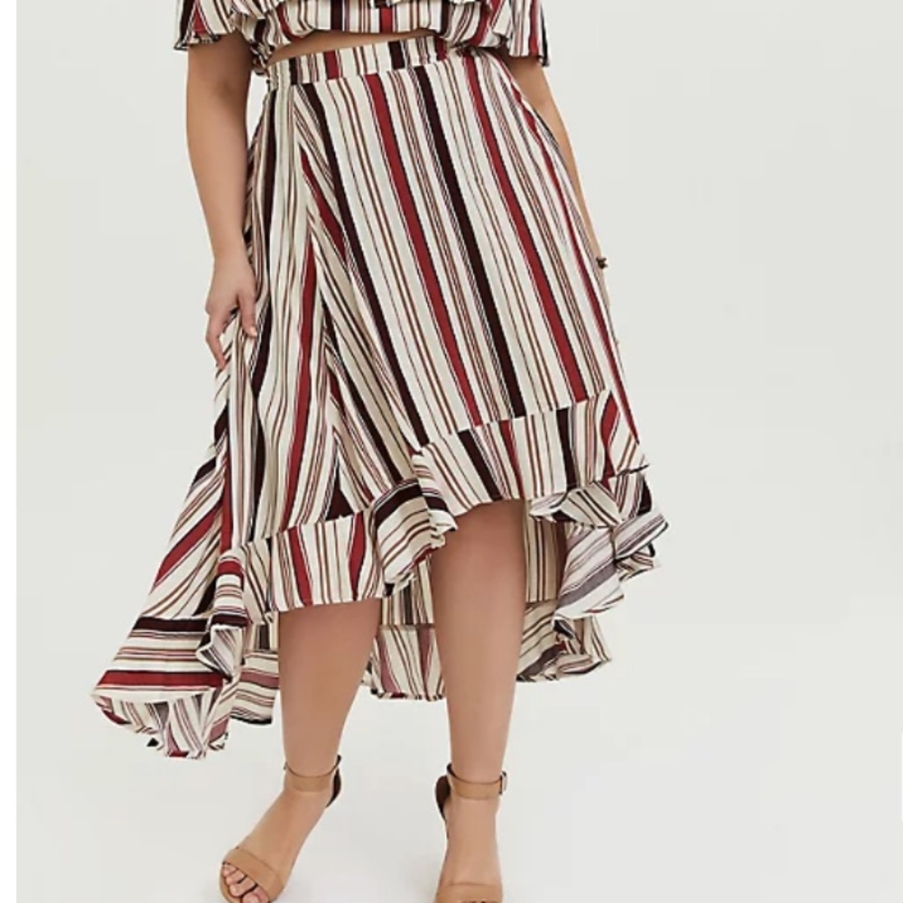 ✨torrid multi stripe challis hi-lo skirt✨